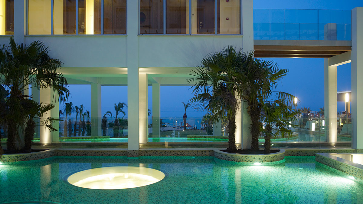 Sunrise Pearl Hotel &  Spa 